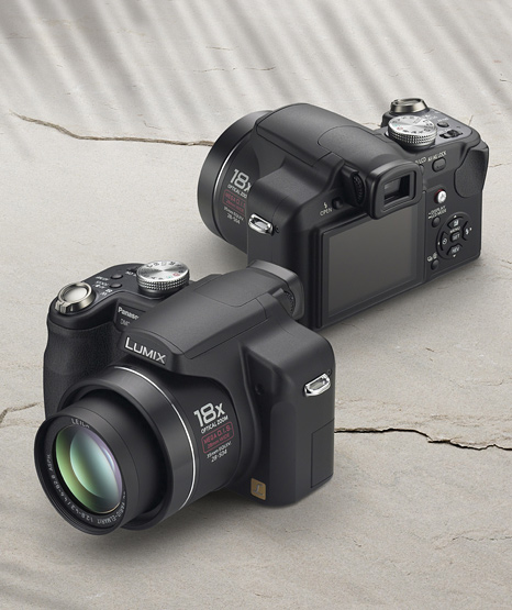 panasonic-lumix-fz18.jpg