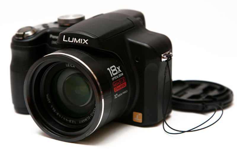 Panasonic FZ28_front.jpg