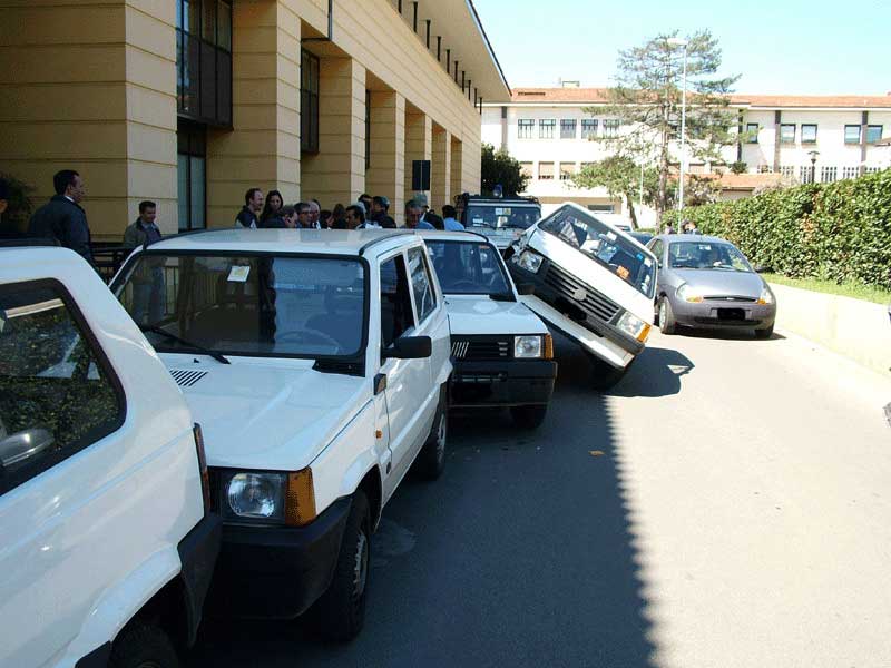 Parcheggio-difficile..jpg