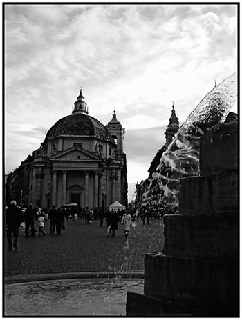 piazzapopolo_bw.jpg