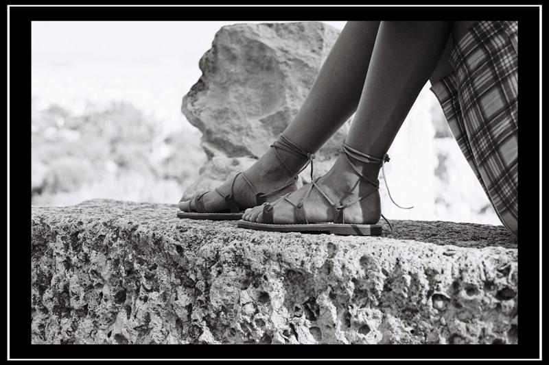Piedi cornice (Medium).jpg