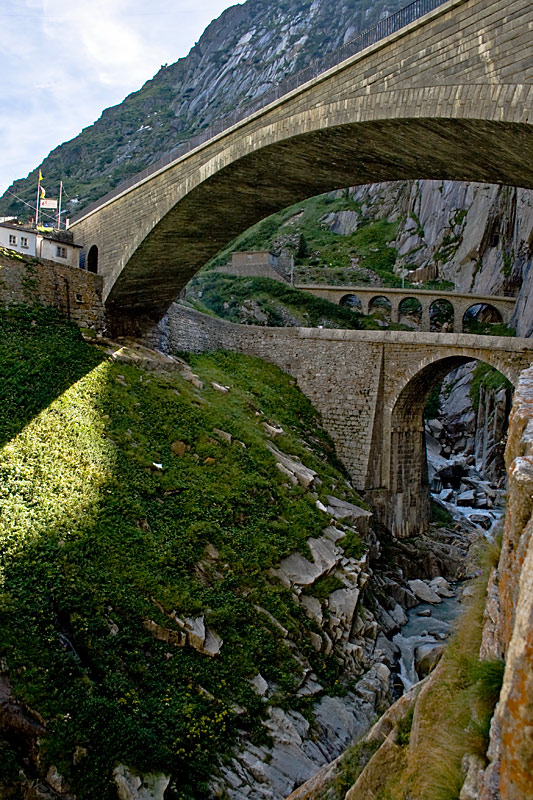 ponte-del-diavolo1.jpg