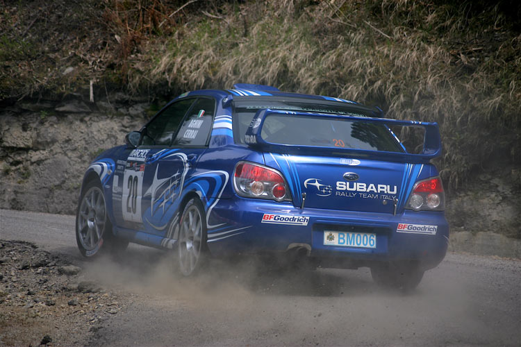R1M_subaruwow.jpg