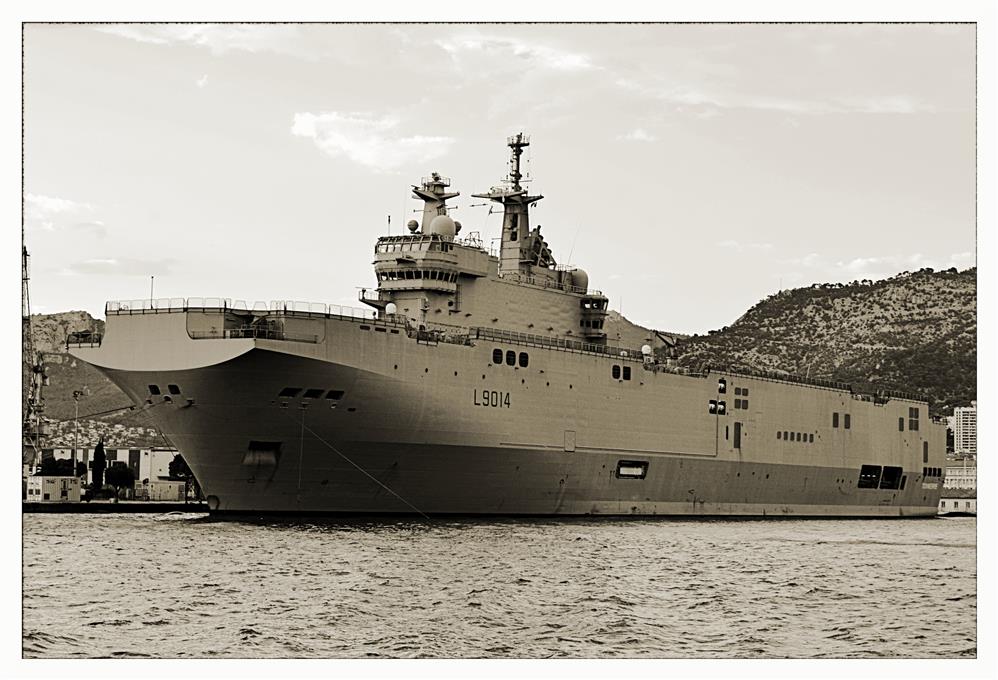 Rada_06_s (Custom).jpg