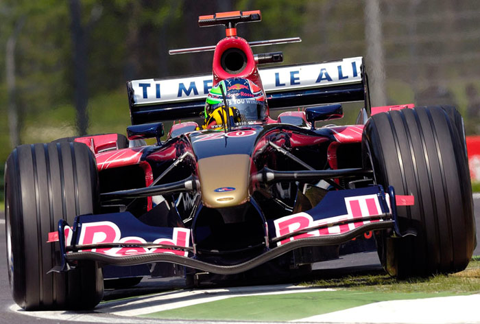 Red-Bull-Scott-Speed-copia.jpg