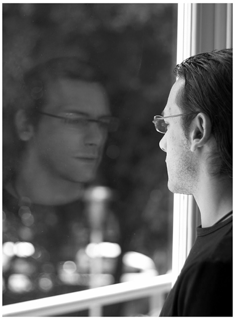 reflecting____by_aratrus.jpg