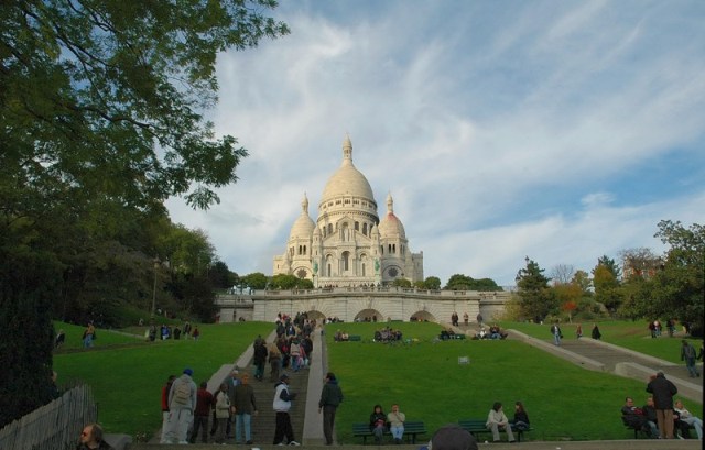 relax al sacre-coeur.jpg