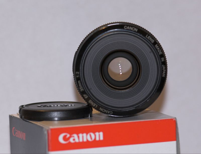 RF_CanonEF35f2_1.jpg