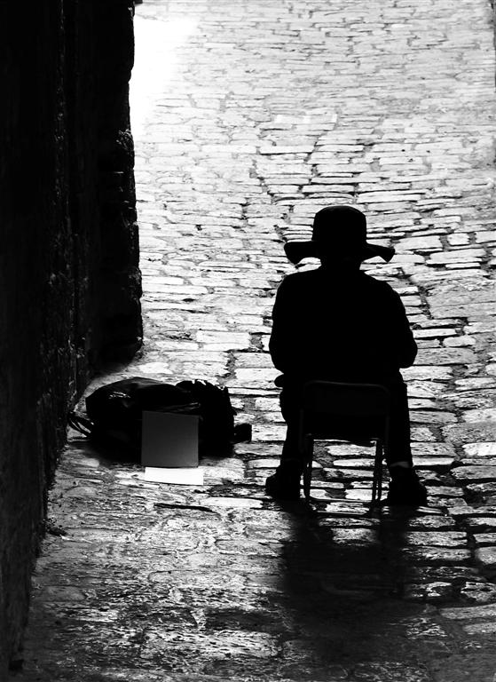 Riflessione bn (Large).JPG