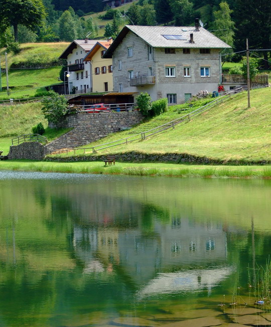 Riflesso nel lago-2.jpg