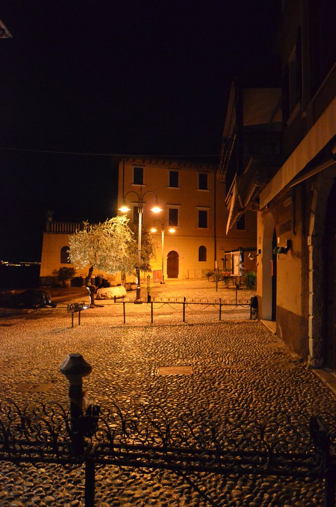 romantic street 5.JPG