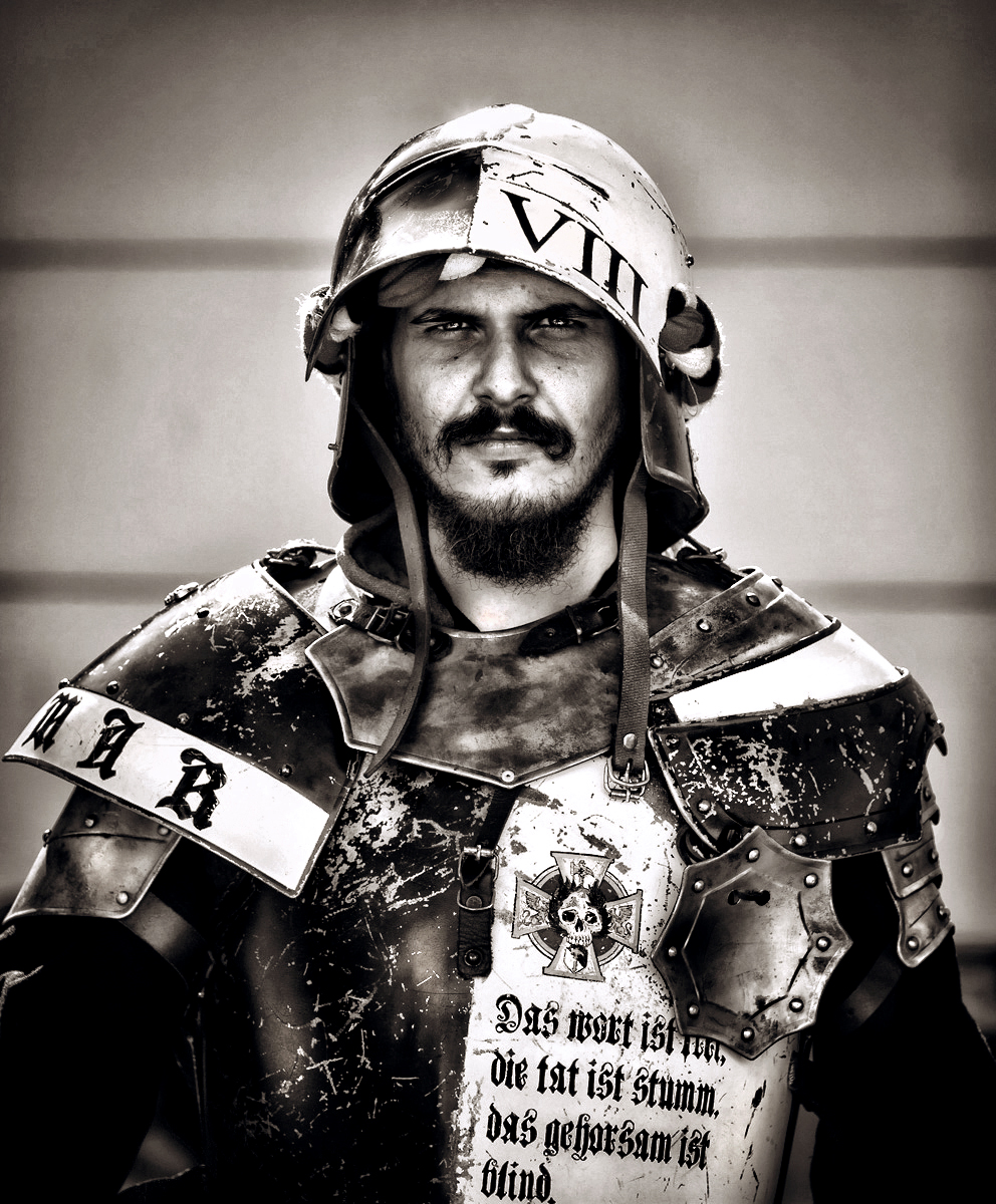 romics 2011 BW.jpg