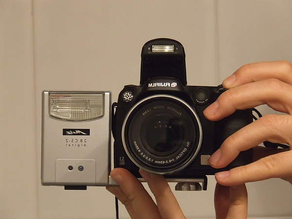 S5600 con Metz 28 CS-2.jpg
