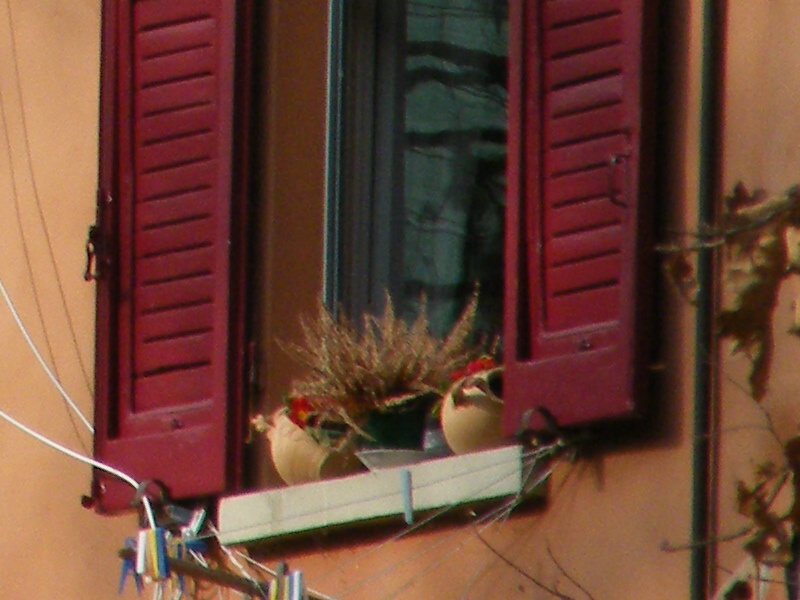 S8000 Crop basso dx.jpg