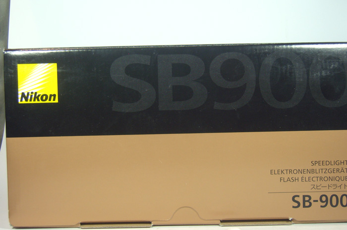SB900 A.JPG