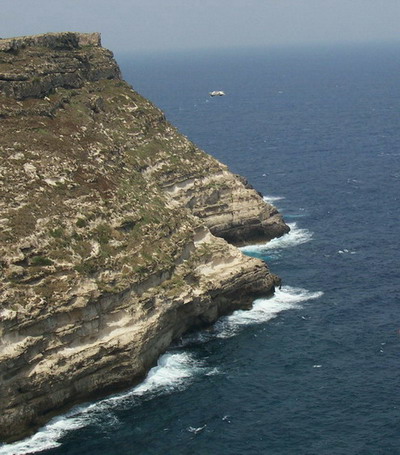 scogliera.jpg