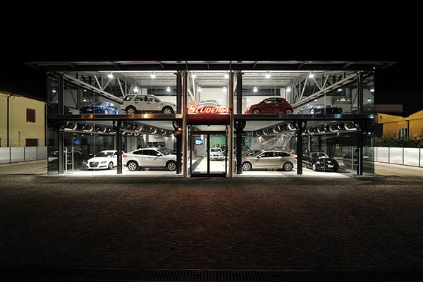 SCUDERIA_ESTERNO_GCF_2828.jpg
