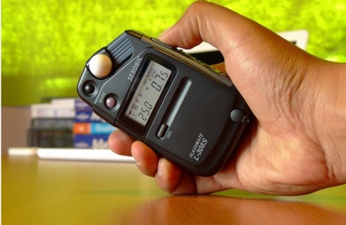 Sekonic-L308S-Flashmate-ultra-portable-flash-meter-500x326.jpg