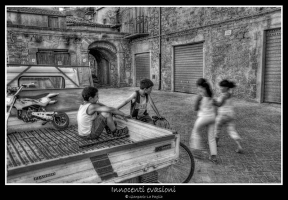 Senza ttytryitolo-1.jpg