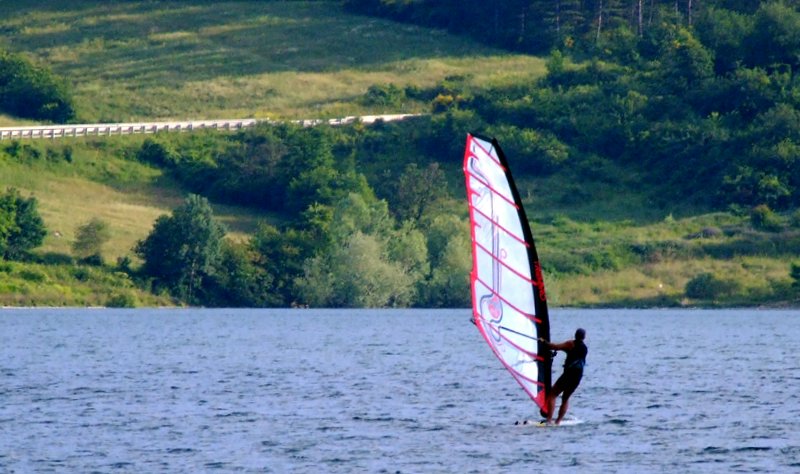 Serf sul lago1.jpg
