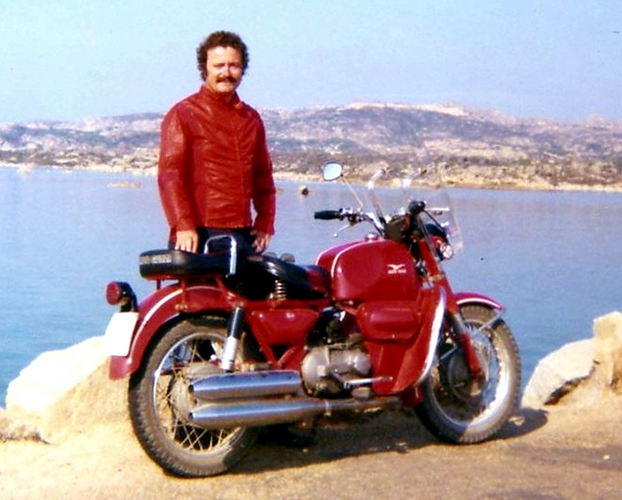 SERGIO MOTO 700.JPG
