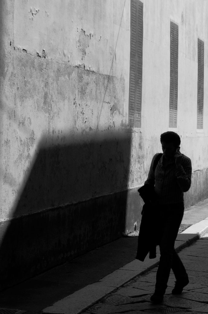 Shadows_bn_low.jpg