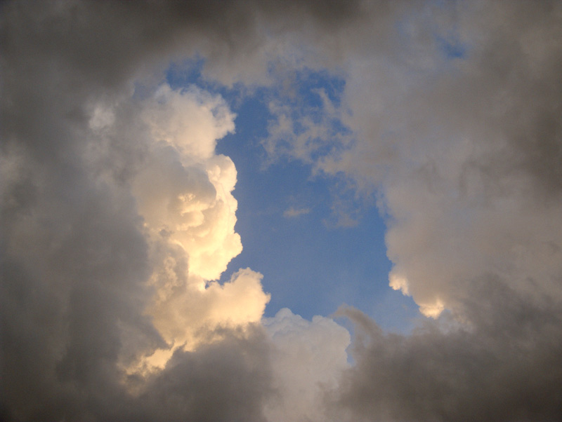 Si-apre-il-cielo.jpg