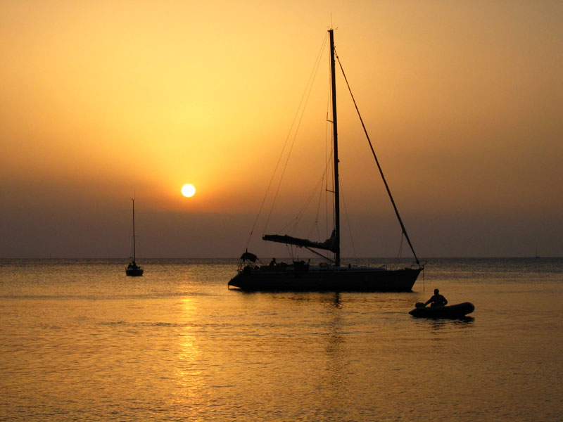 silhouette tramonto.jpg