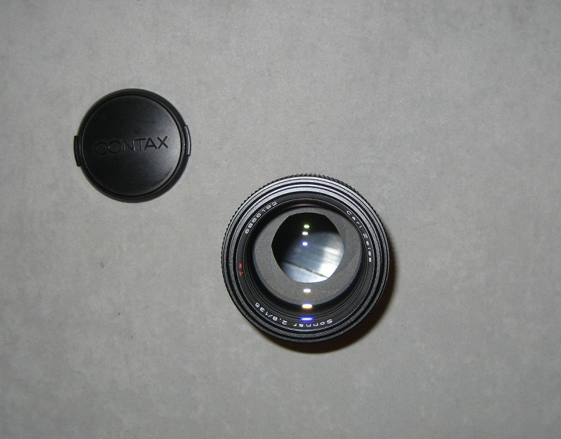 SMALL_Carl_Zeiss_Sonnar_135mm_2.8_02.jpg