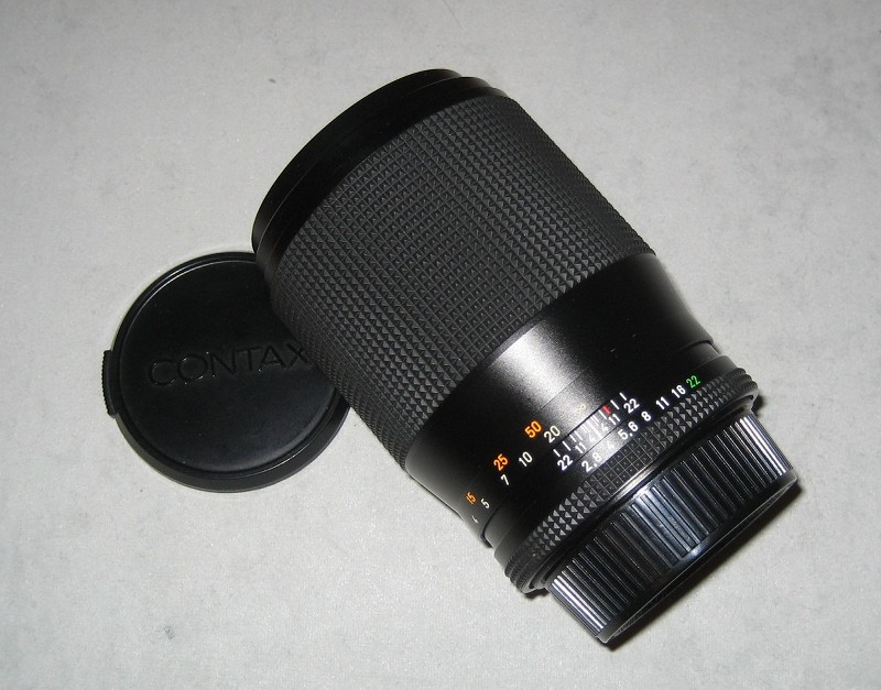 SMALL_Carl_Zeiss_Sonnar_135mm_2.8_03.jpg