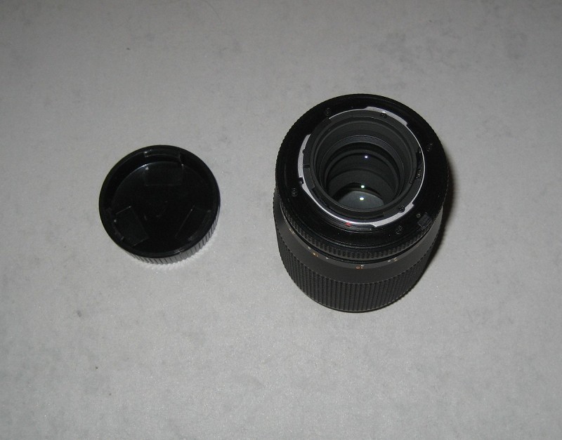 SMALL_Carl_Zeiss_Sonnar_135mm_2.8_04.jpg