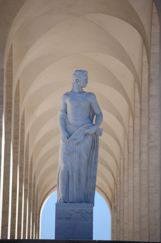 STATUA-WEB-2.jpg