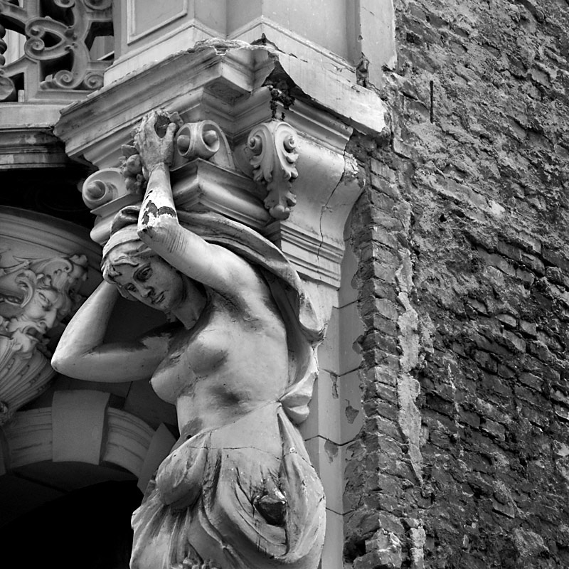 statua1.jpg