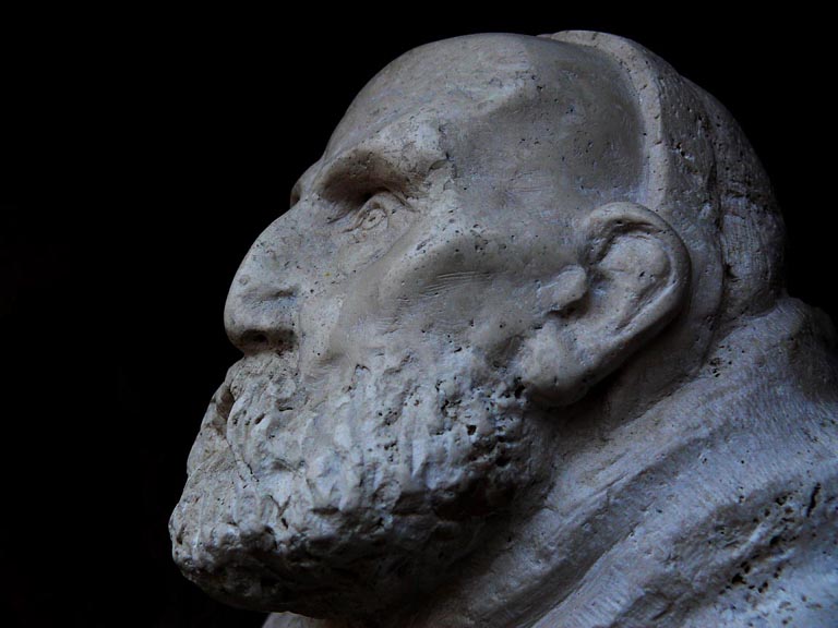 statua.jpg