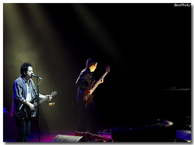 Steve Lukather & Mike Porcaro.jpg