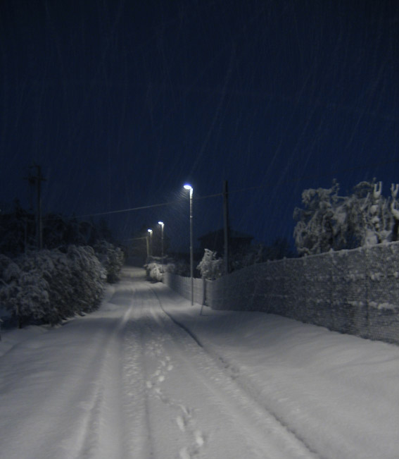 strada di notte.jpg