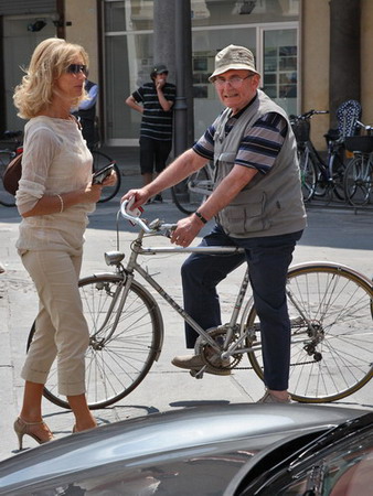 Street 004a.jpg