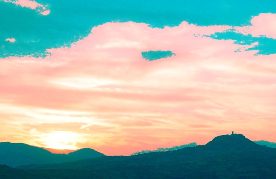 Sunset_on_Le_Crete.JPG