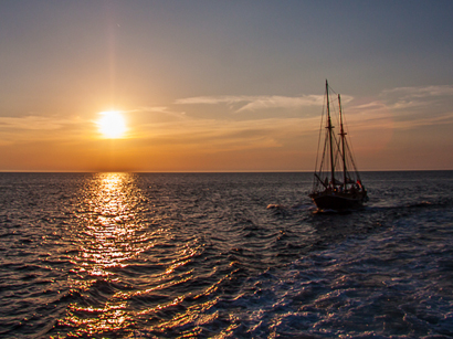 Sunset on the sea_cr.jpg