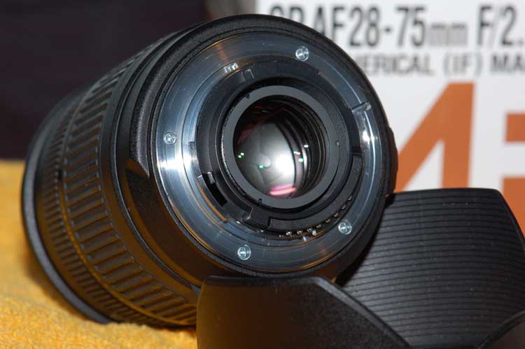 Tamron 28-75 003.jpg