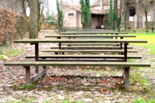 Tavoli.jpg