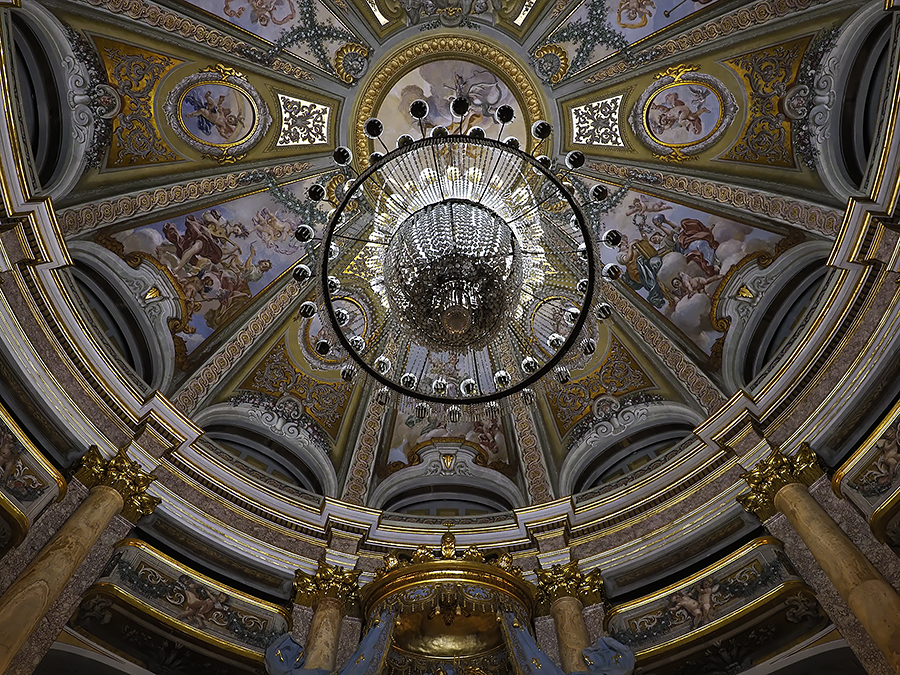 TeatroReggia_B020528.jpg