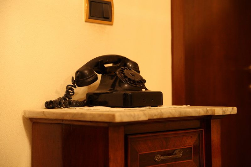 telefono5d_resize.JPG