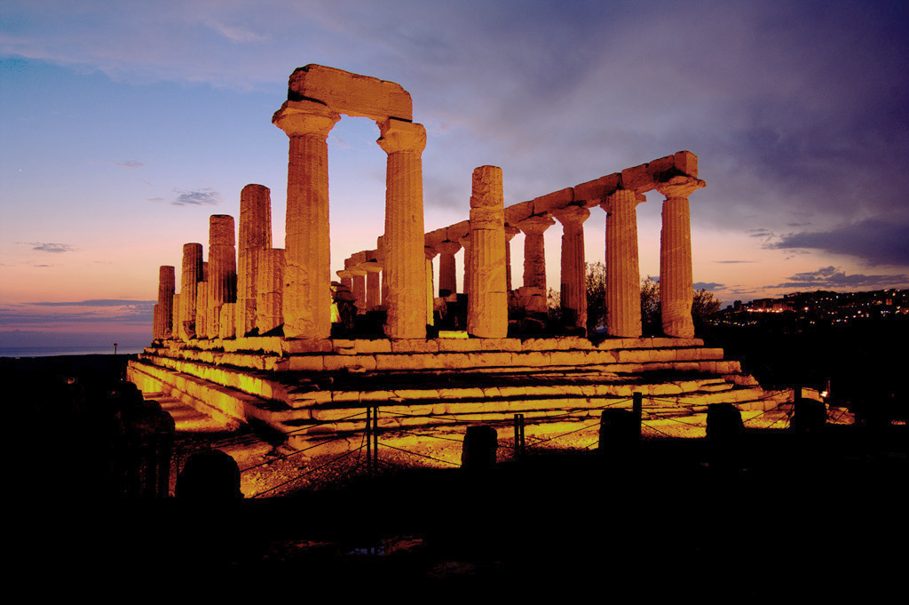 Tempio-di-Hera-Lacinia-.jpg