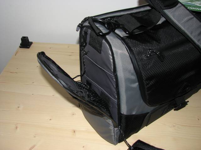 tenba_laptop_courier6.jpg