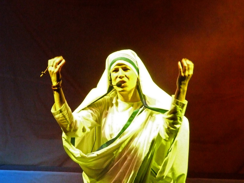 teresa02.jpg
