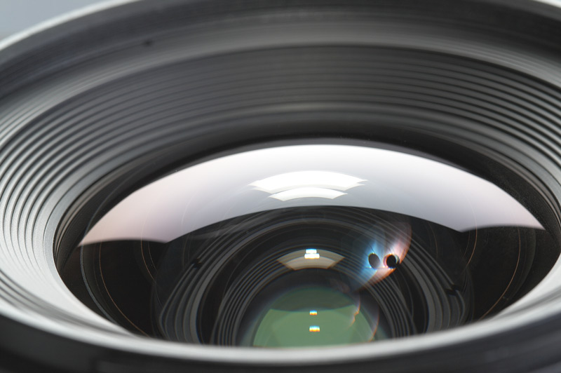 Tokina_front.jpg