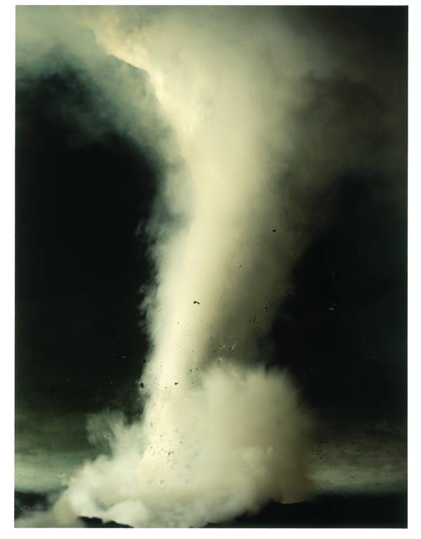 tornado1.jpg