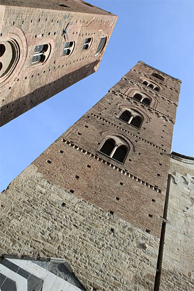 twin_tower.jpg