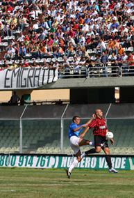 un calcio alla Pa.jpg